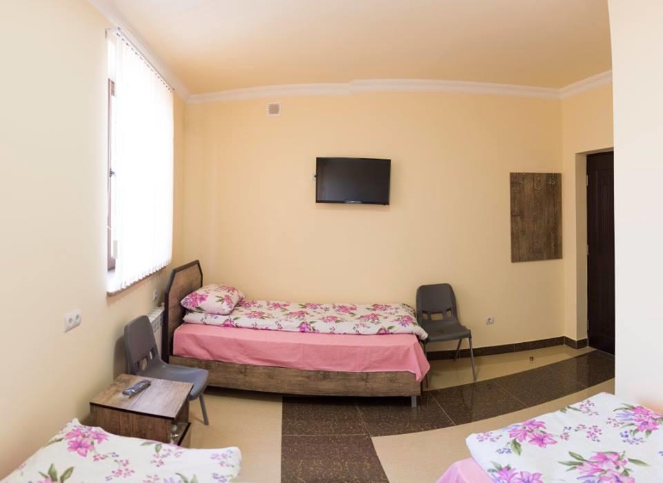 Hotel Amaras Ереван Екстериор снимка
